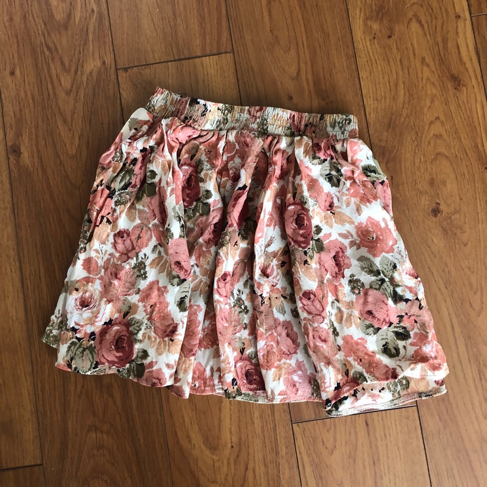 Floral brandy Melville skirt